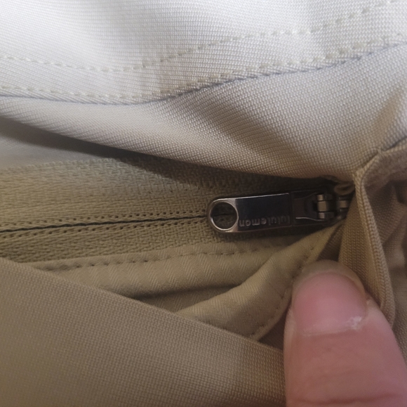 Lululemon pants - Picture 3 of 11